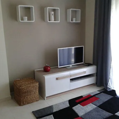 Appartement Lovely 1 Bed - Vista Ondas